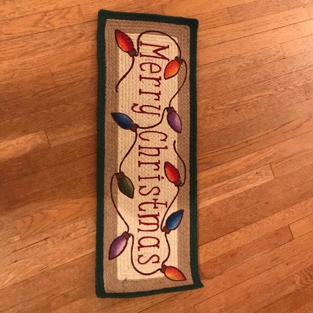 NWT Merry Christmas table runner.